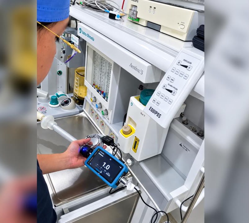 Mantenimiento a Equipos Médicos